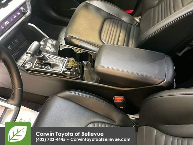 Used 2025 Kia Sportage SX image 18