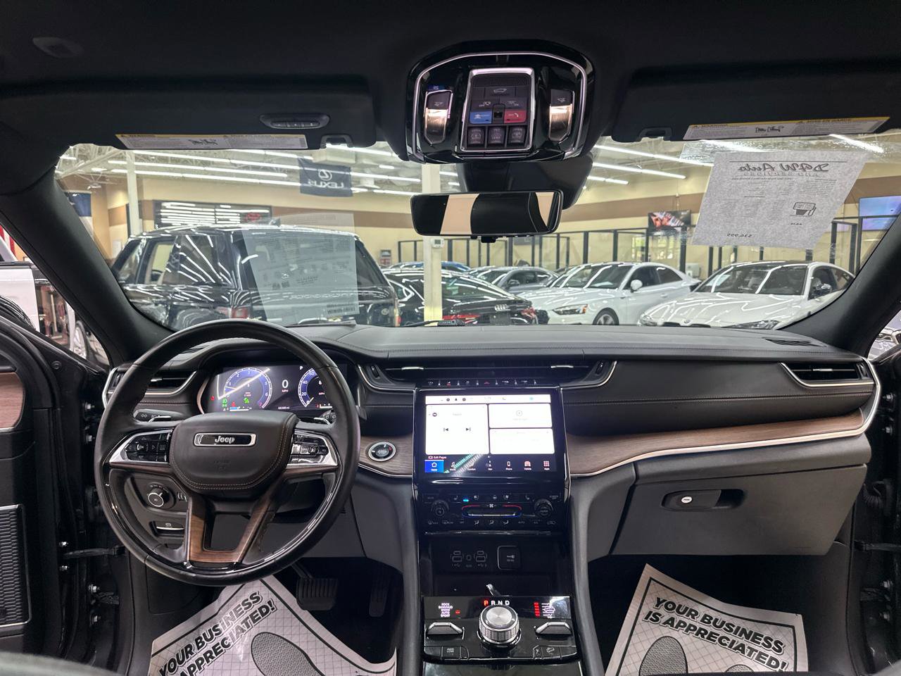 Used 2022 Jeep Grand Cherokee L Summit w/ Advanced Protech Group IV image 39