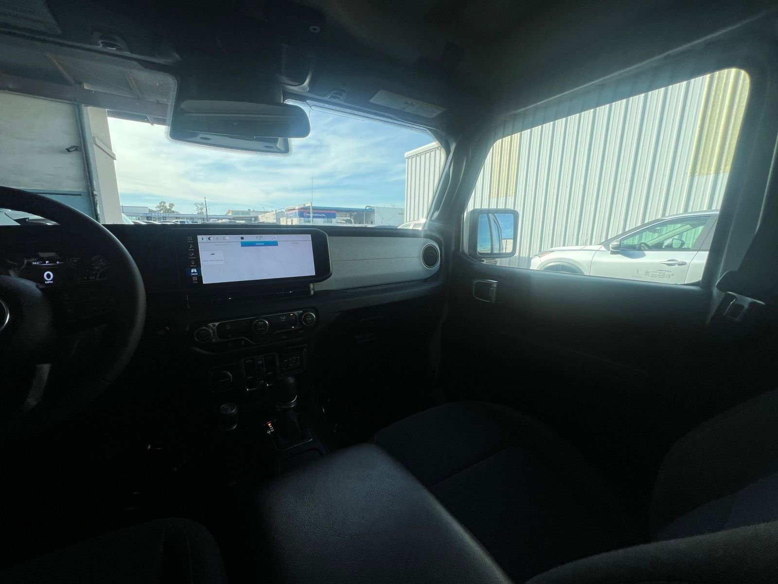 Used 2025 Jeep Wrangler Sport S image 35