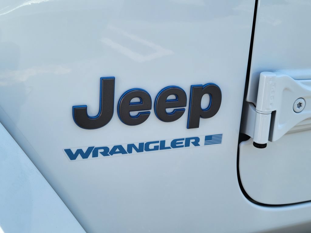 Used 2024 Jeep Wrangler High Altitude AWD/4WD image 26