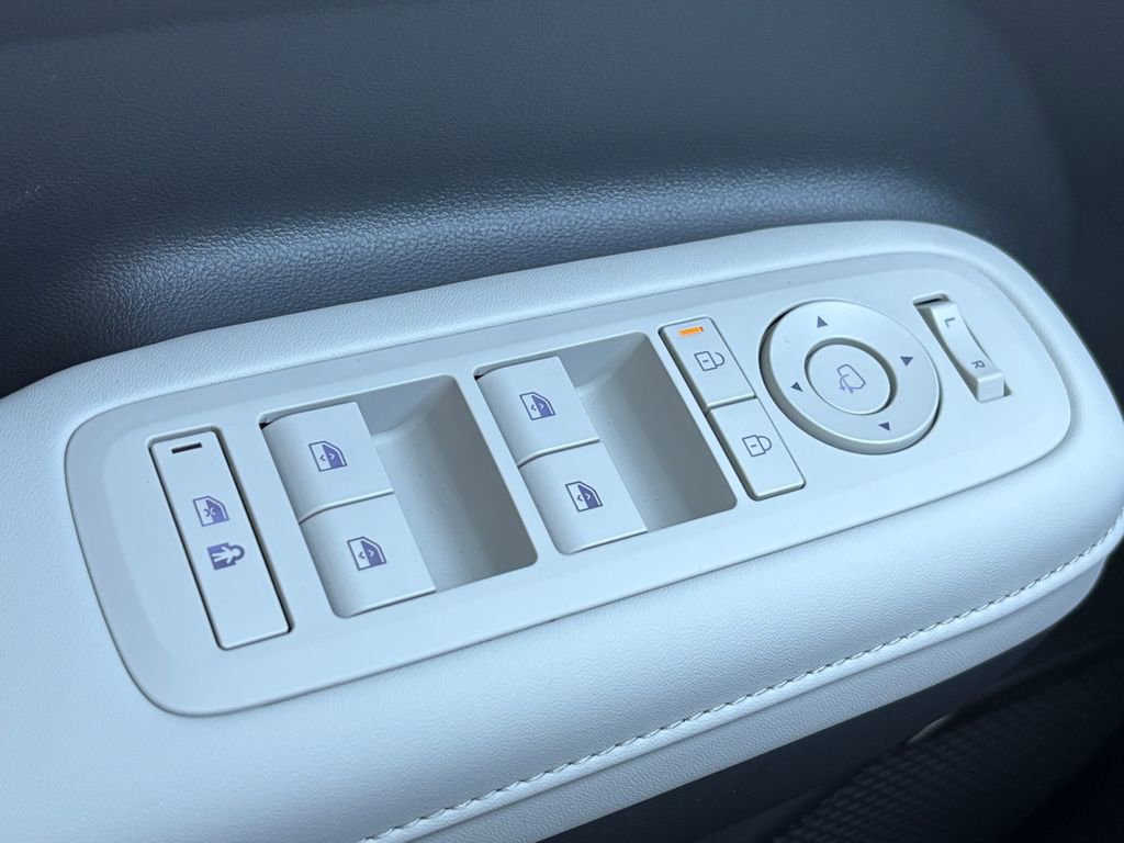 New 2026 Hyundai Santa Fe Calligraphy image 9