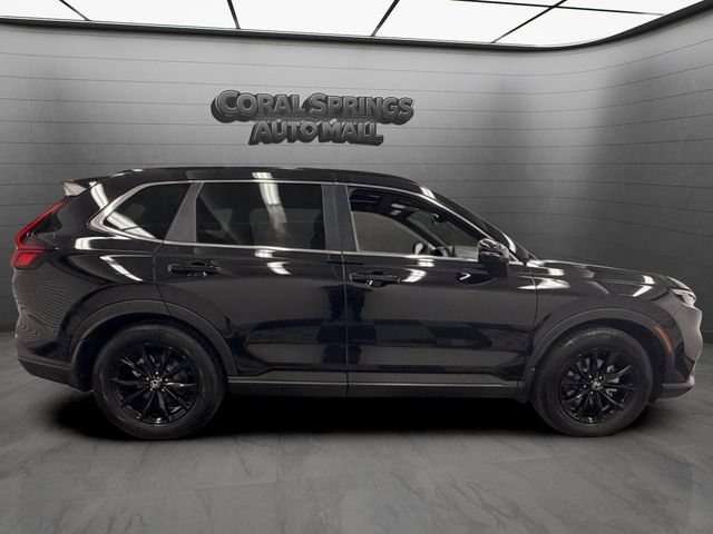 Used 2025 Honda CR-V Sport image 6