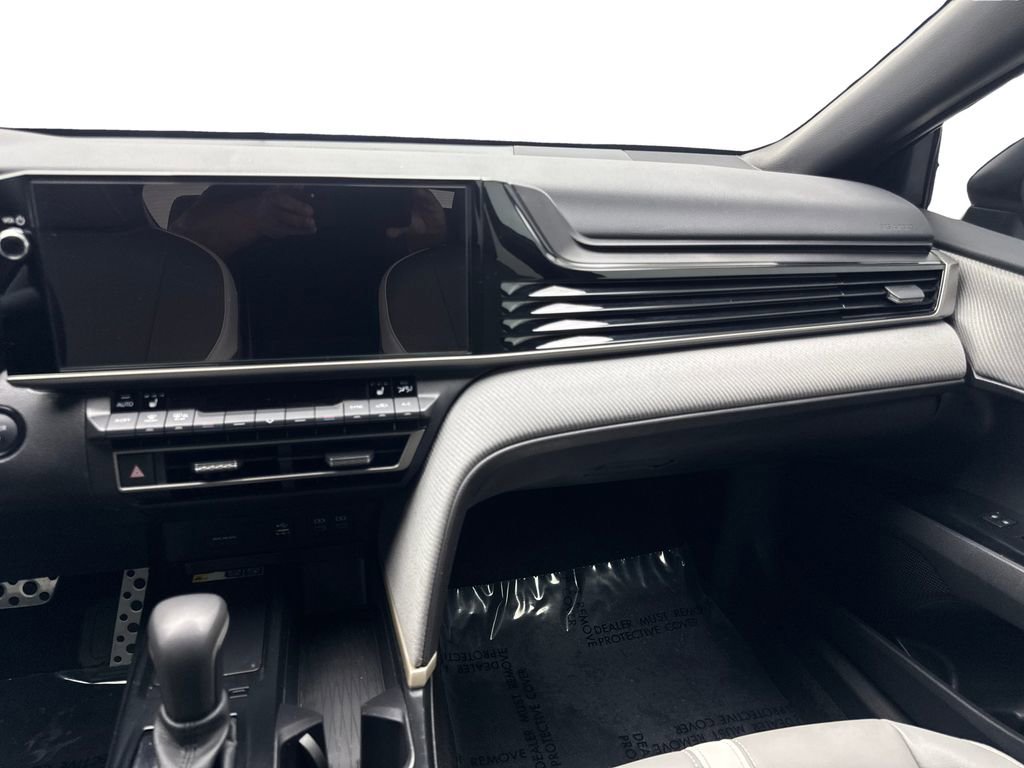 Used 2025 Toyota Camry SE w/ Multimedia Upgrade Package FWD image 55