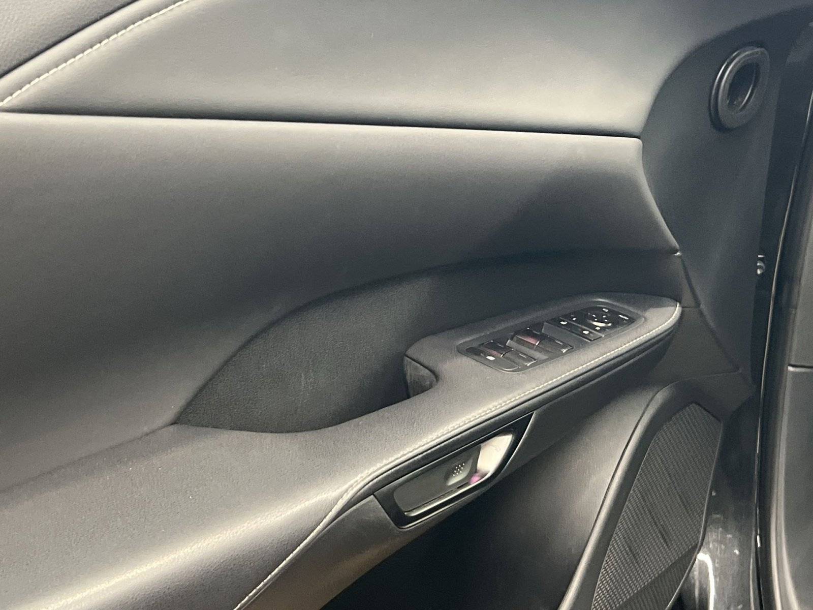 Used 2023 Lexus RX 350 w/ Accessory Package (Z1) AWD/4WD image 13