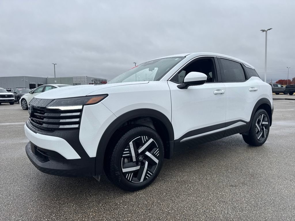 Used 2025 Nissan Kicks SV w/ Charging Package