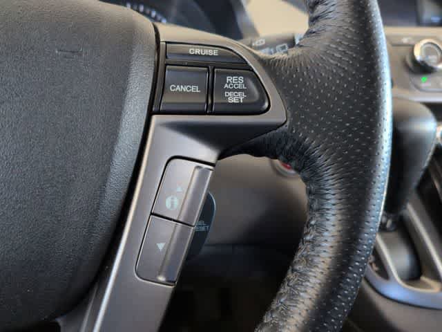 Used 2016 Honda Odyssey Touring Elite image 27