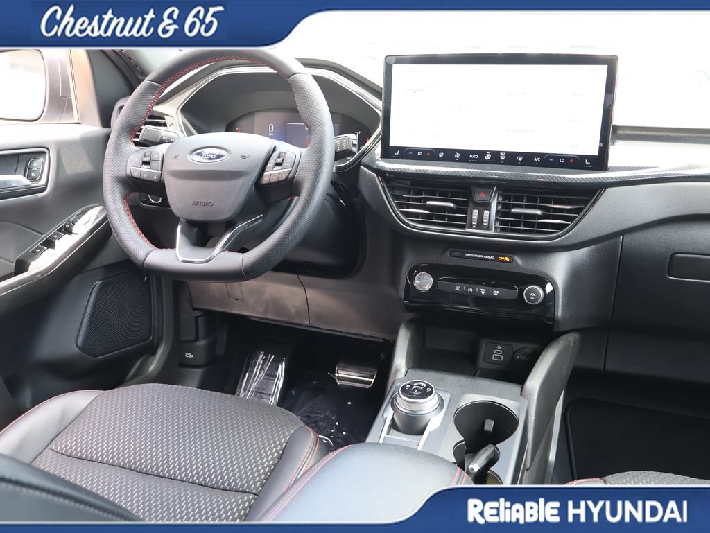 Used 2024 Ford Escape ST-Line w/ Tech Pack #1 FWD image 14