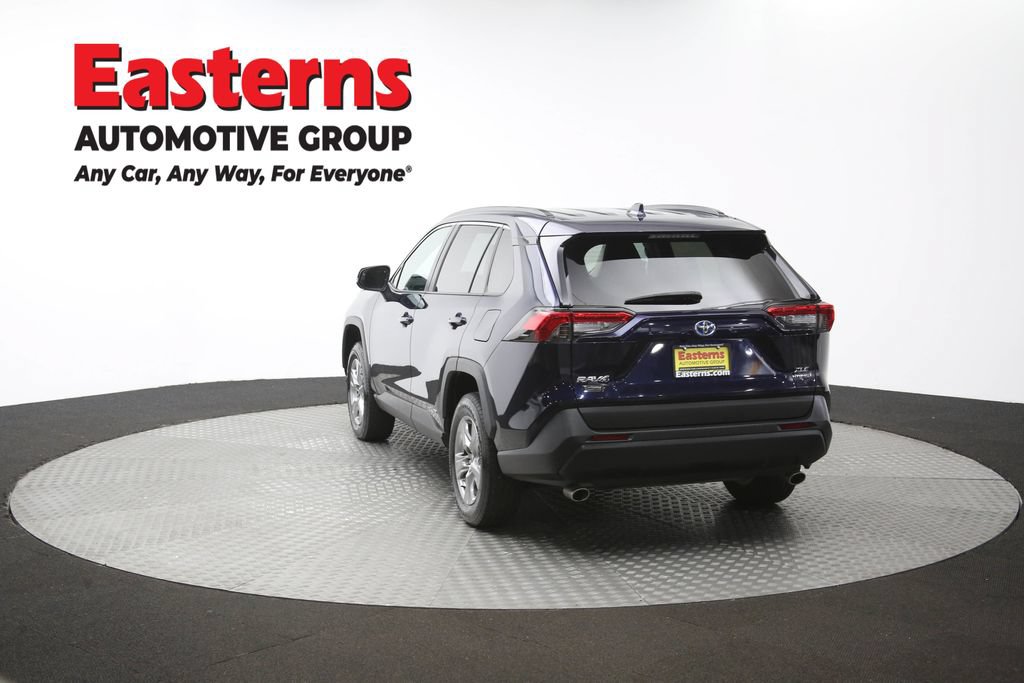 Used 2024 Toyota RAV4 XLE AWD/4WD image 64