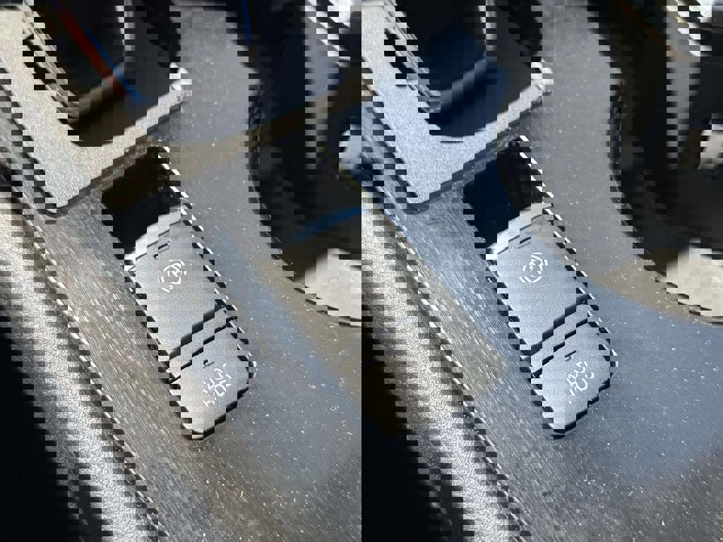 Used 2022 Nissan Rogue S image 30