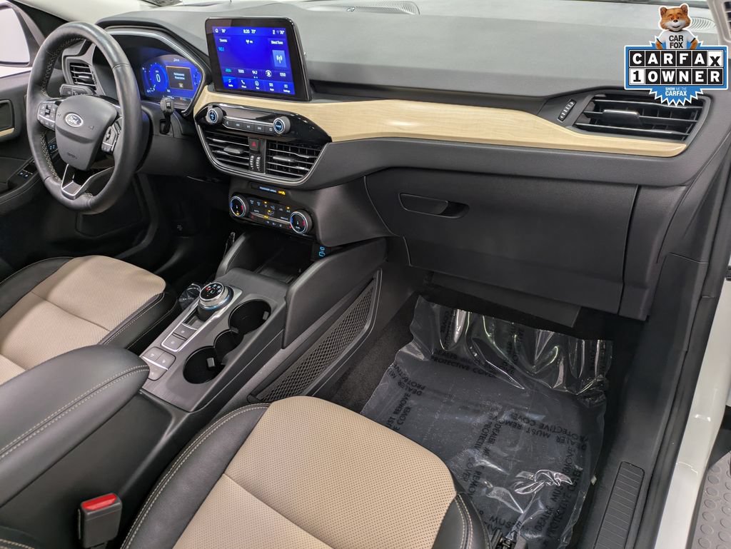 Used 2022 Ford Escape Titanium w/ Titanium Elite Package AWD/4WD image 30