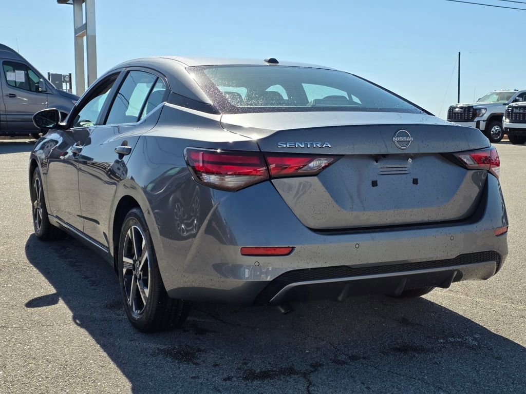 Used 2025 Nissan Sentra SV image 5