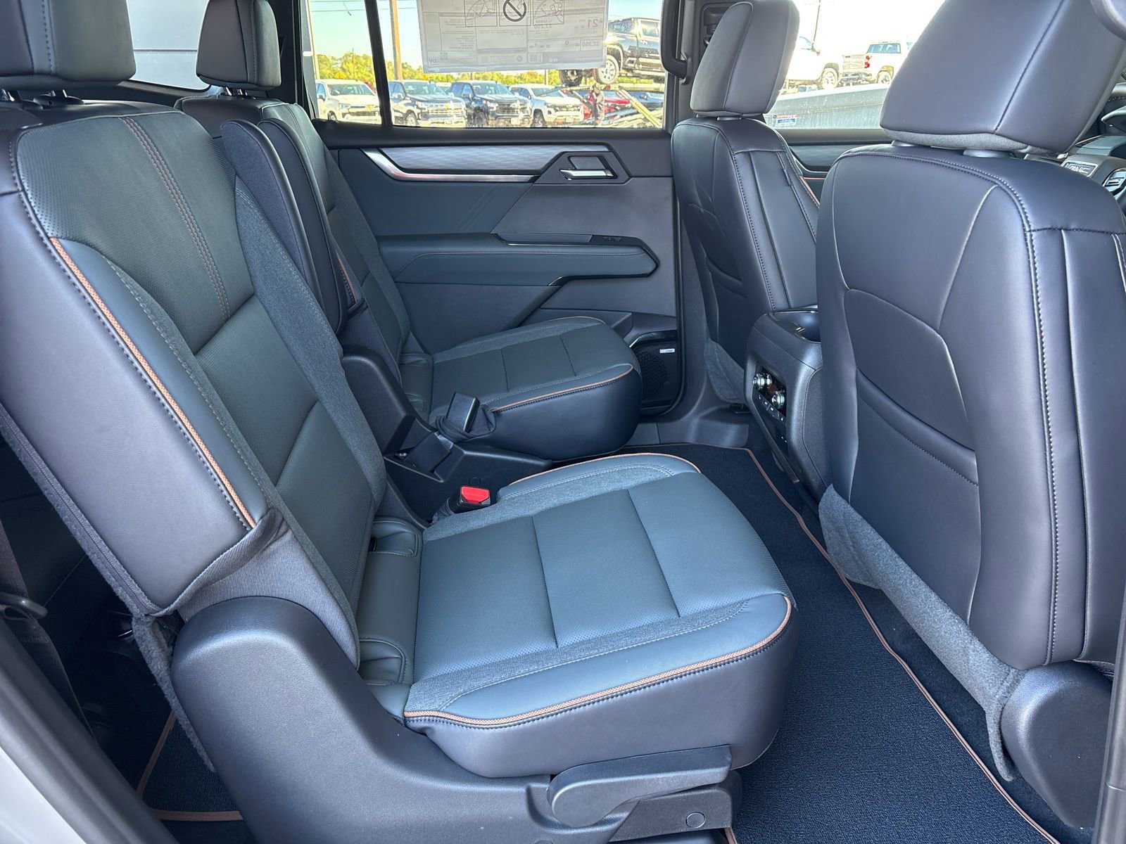 New 2026 GMC Acadia AT4 image 15