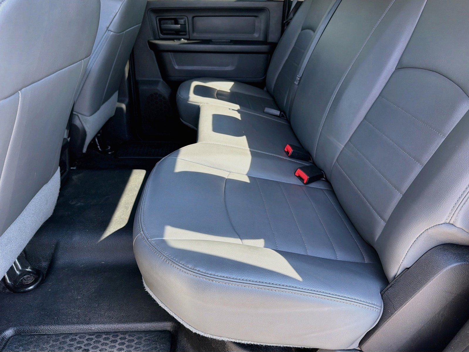 Used 2017 RAM 3500 Tradesman w/ Chrome Appearance Group AWD/4WD image 23