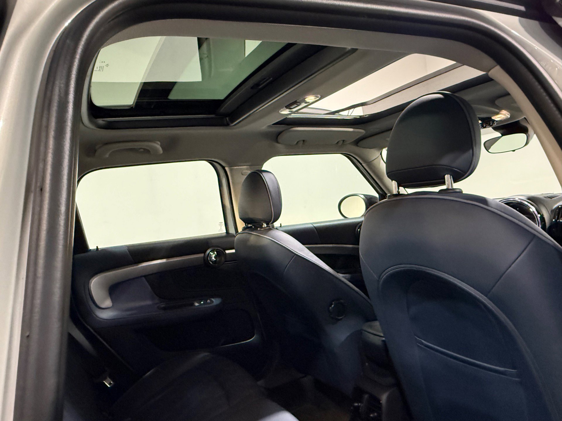 Used 2023 MINI Cooper Countryman S w/ Signature Upholstery Package image 51