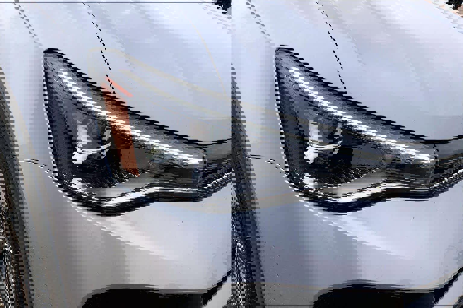 Used 2025 Volkswagen Taos SE AWD/4WD image 49