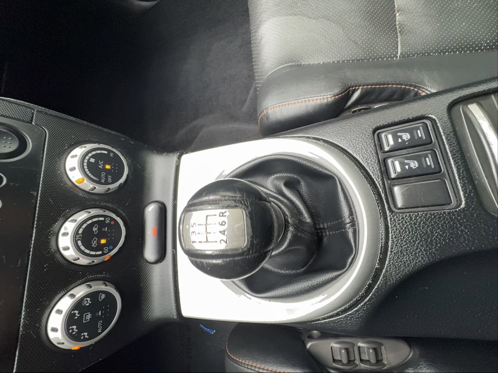 Used 2007 Nissan 350Z Grand Touring RWD image 38
