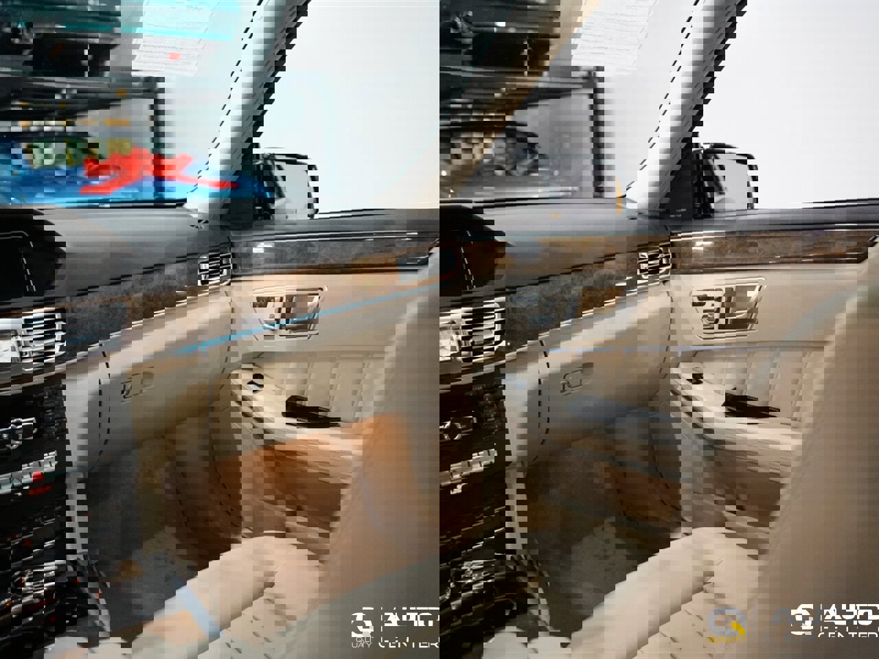 Used 2014 Mercedes-Benz E 250 E 250 Base BlueTEC® 4MATI image 22