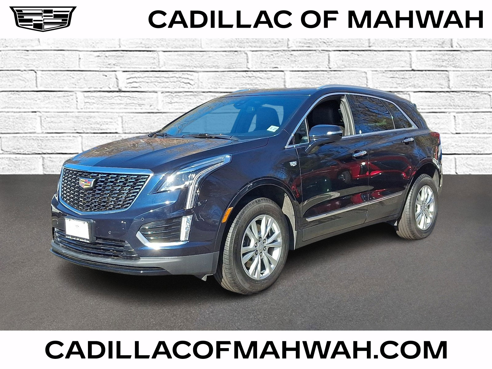 Certified 2022 Cadillac XT5 Luxury image 1