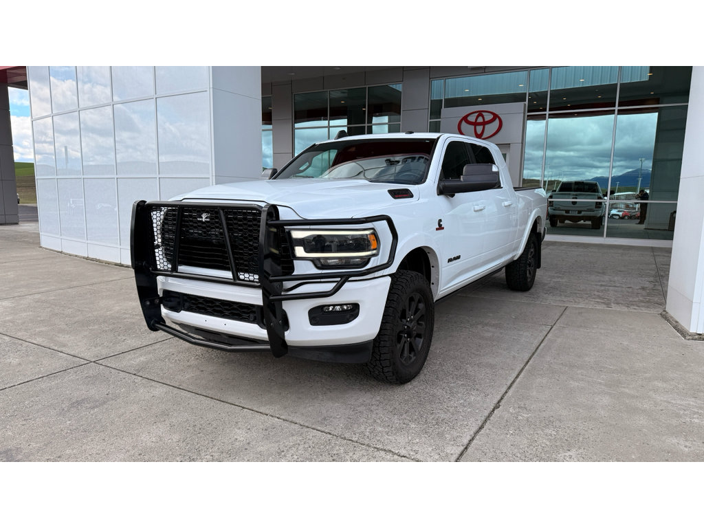Used 2020 RAM 3500 Laramie AWD/4WD image 4