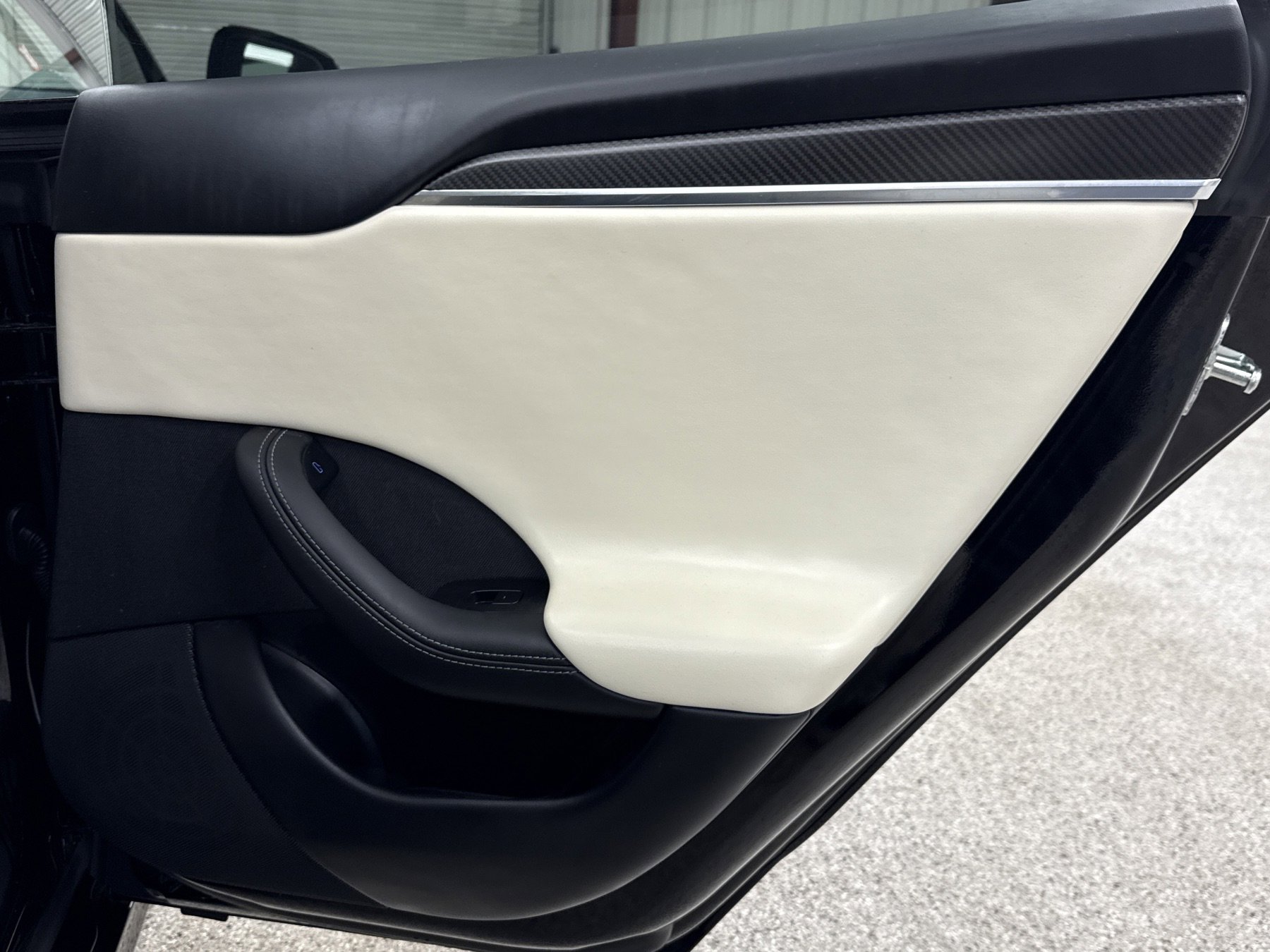 Used 2025 Tesla Model S Plaid image 38