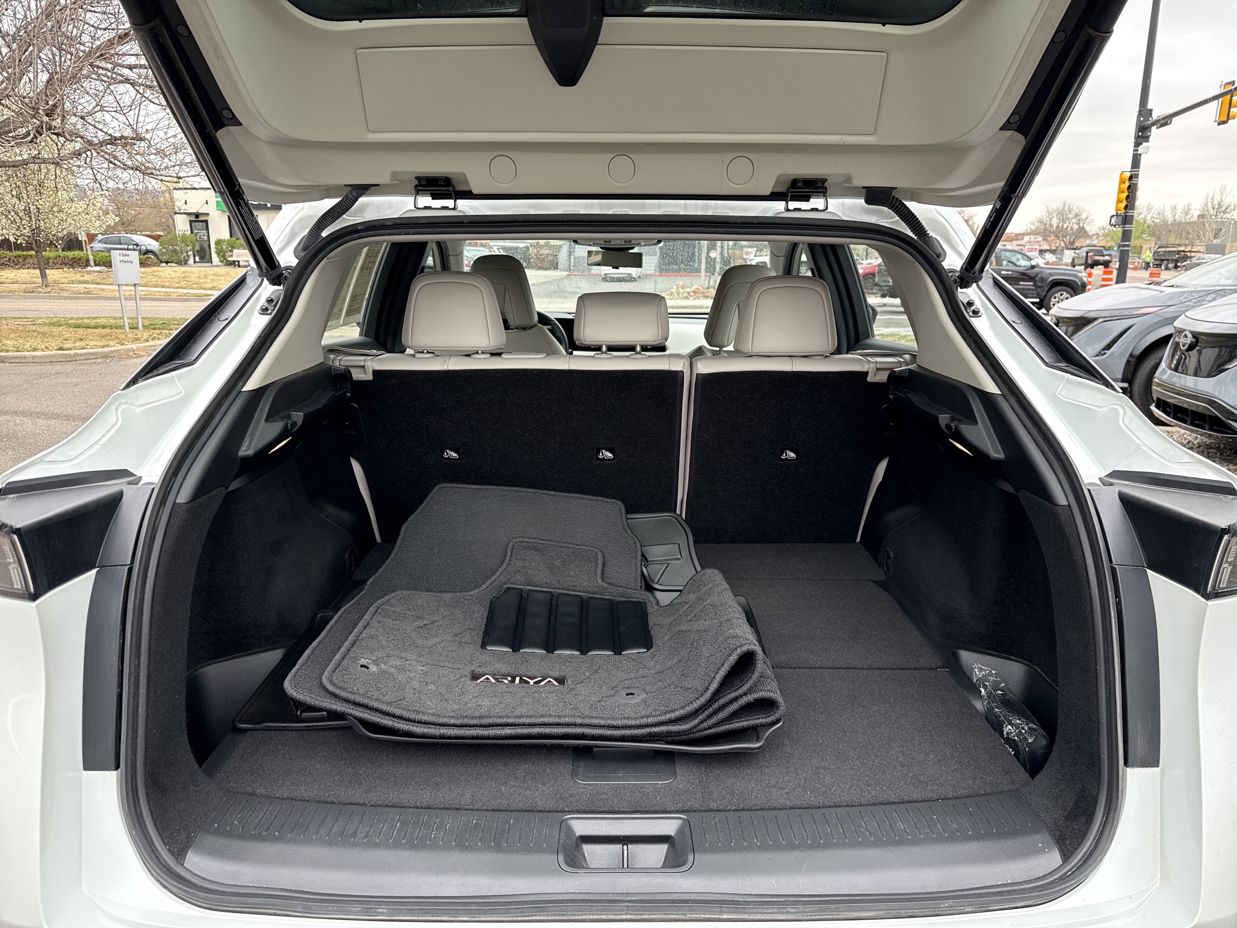 Certified 2024 Nissan Ariya AWD image 11