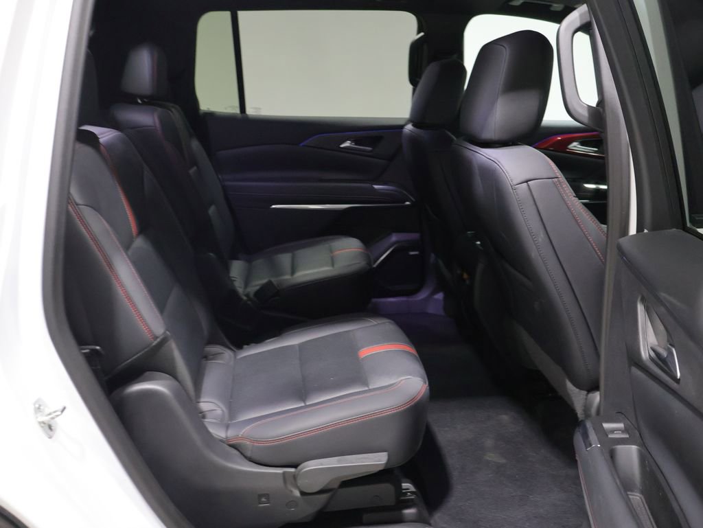 Used 2024 Chevrolet Traverse RS w/ LPO, Floor Liner Package image 20
