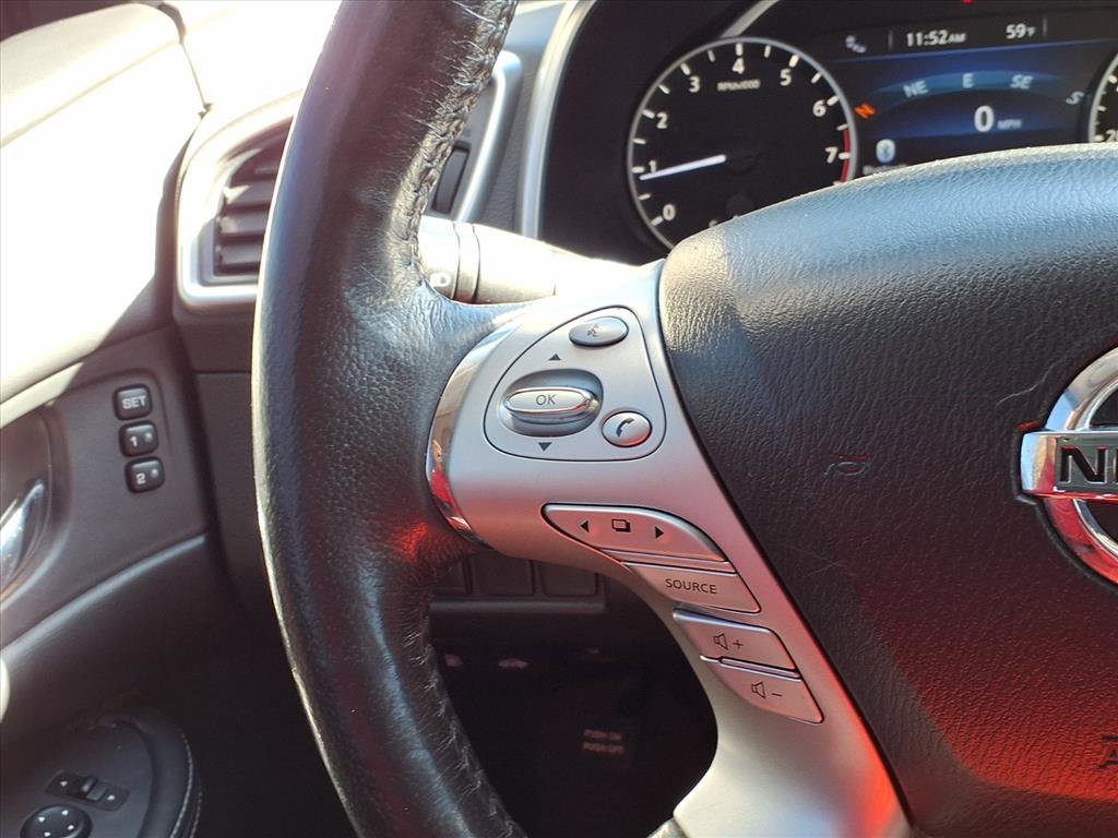 Used 2018 Nissan Murano Platinum w/ Cargo Package image 17