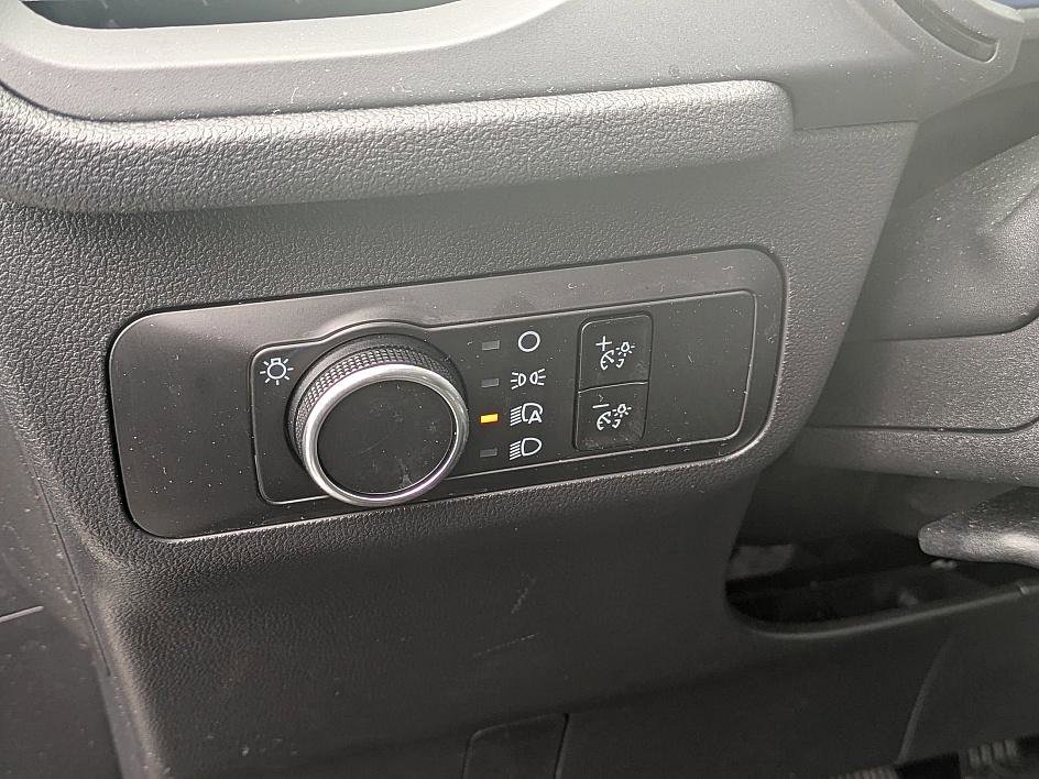 Used 2025 Ford Escape ST-Line image 16