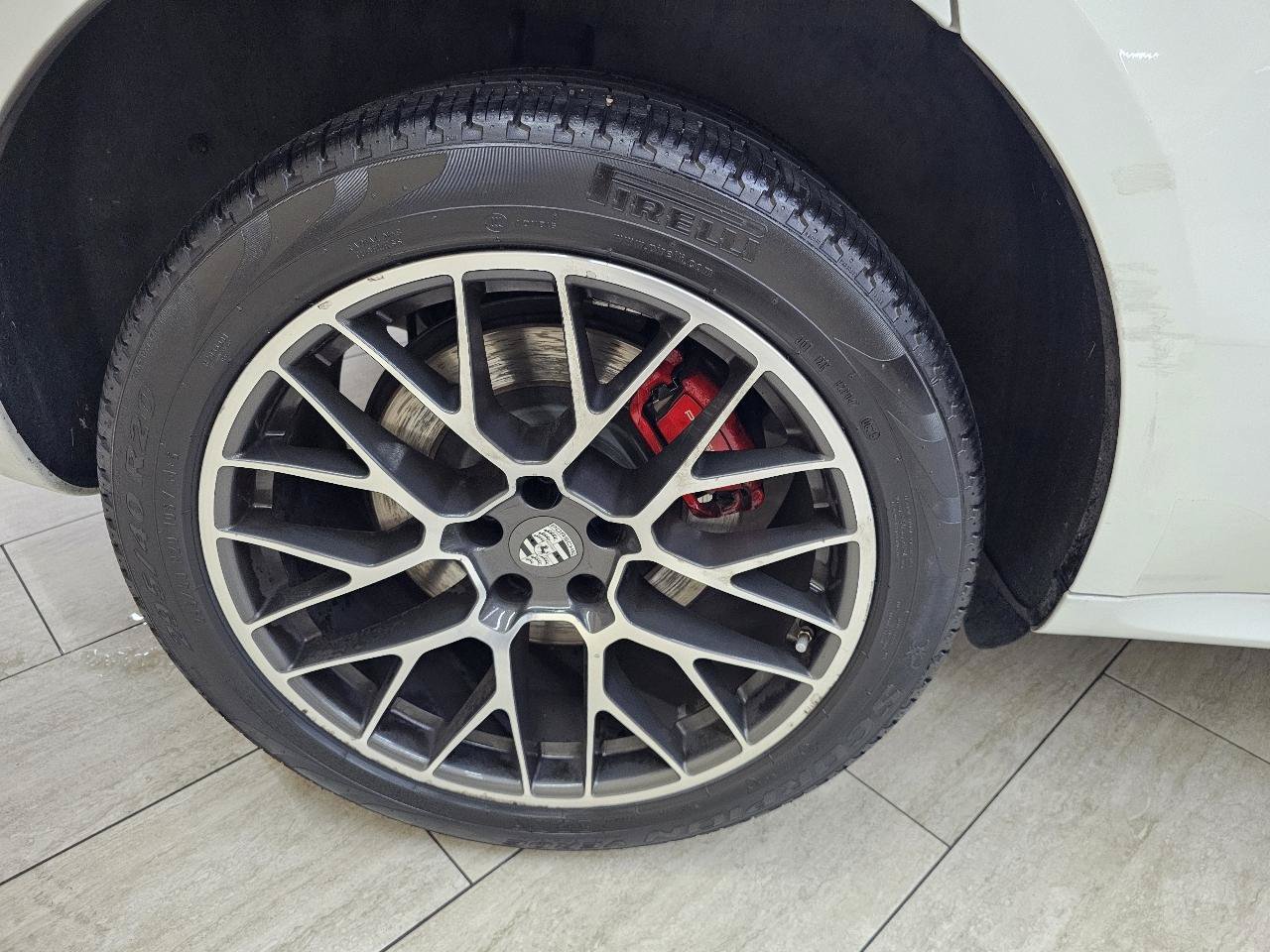 Used 2017 Porsche Macan Turbo AWD/4WD image 42