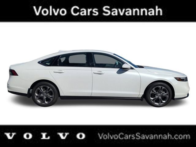 Used 2024 Honda Accord EX image 3