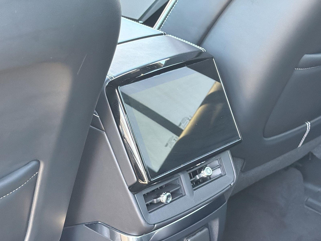 Used 2026 Cadillac Vistiq Sport AWD/4WD image 27