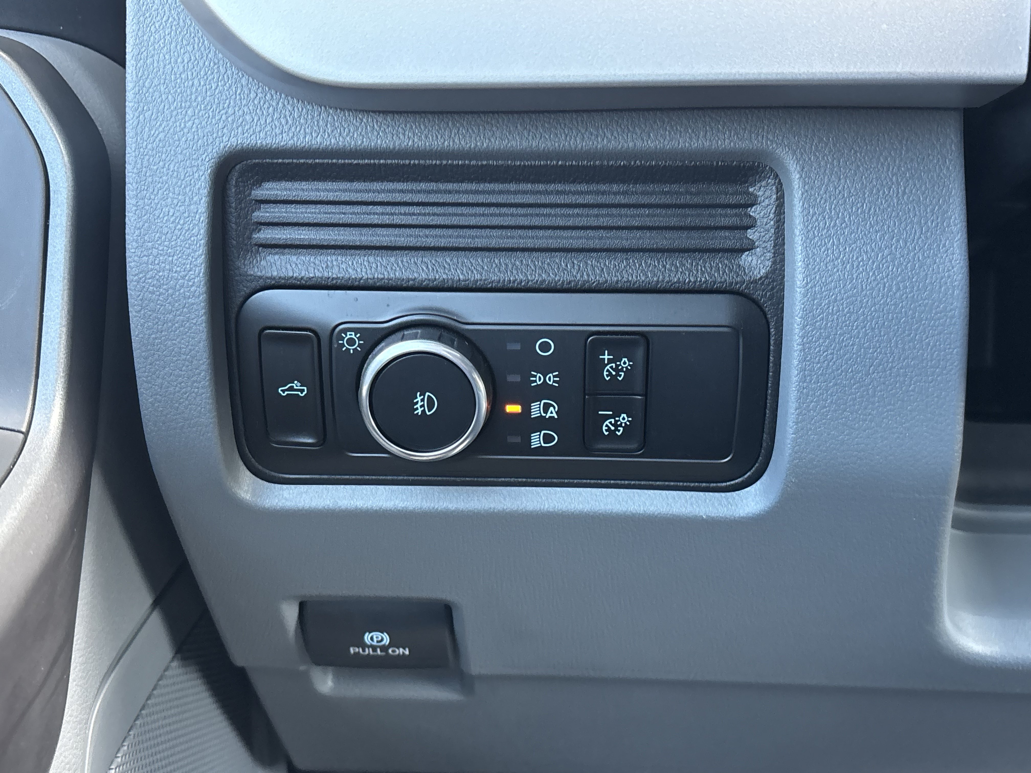Certified 2025 Ford F350 XL w/ STX Appearance Package AWD/4WD image 35