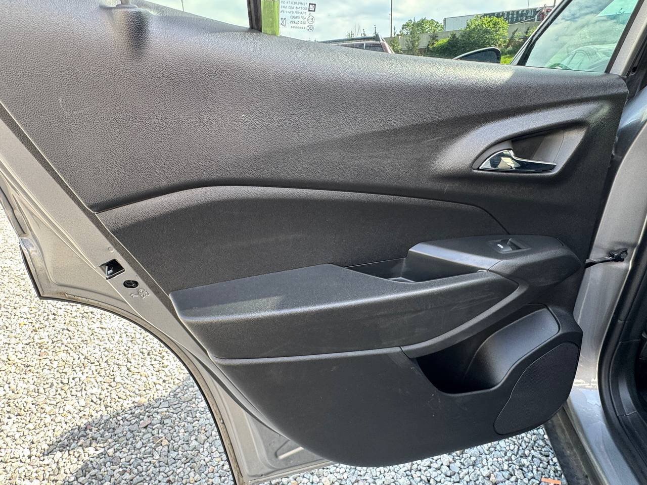 Used 2024 Chevrolet Trax LS w/ Driver Confidence Package FWD image 24