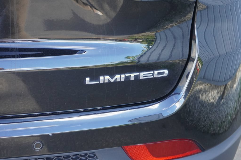 Used 2024 Jeep Compass Limited AWD/4WD image 8
