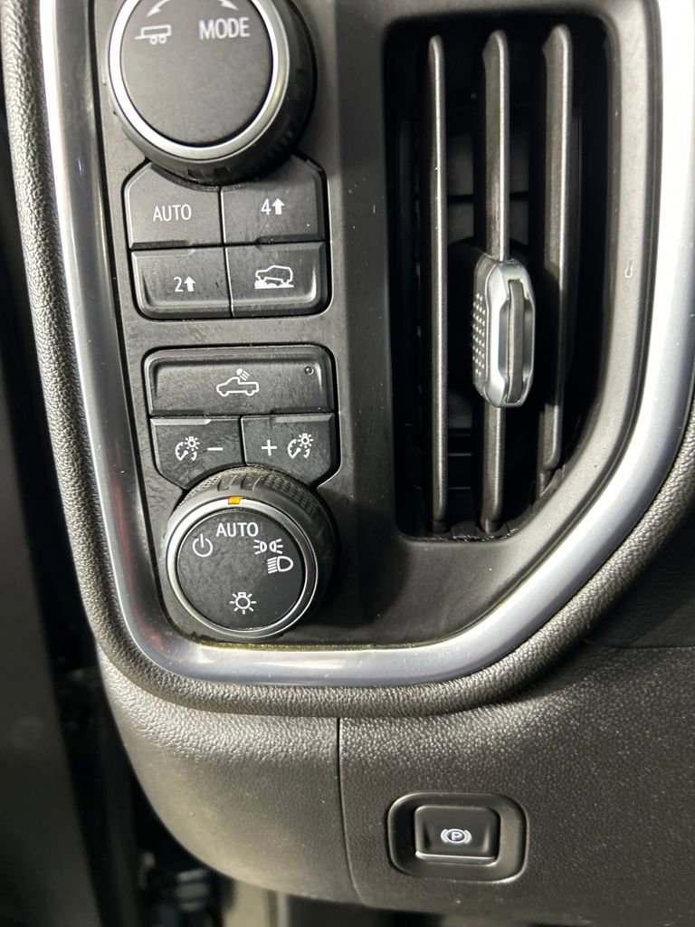 Used 2020 Chevrolet Silverado 1500 LT image 14