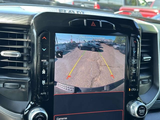 Used 2023 RAM 1500 Laramie AWD/4WD image 18