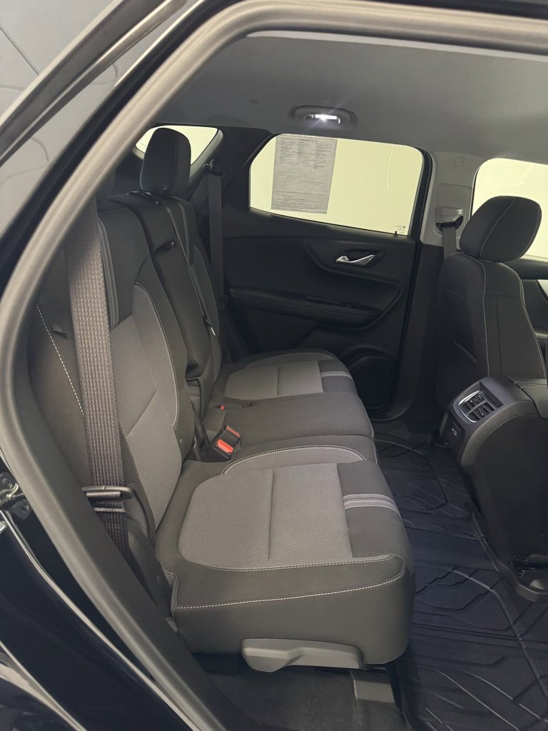 Certified 2025 Chevrolet Blazer LT w/ Midnight/Sport Edition image 23