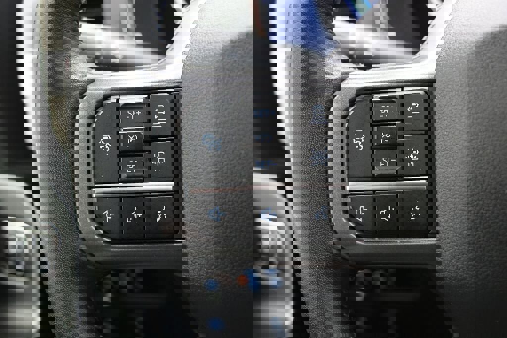 Used 2023 Ford F150 Lariat w/ Equipment Group 502A High image 22