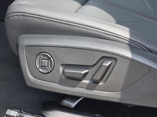 New 2025 Audi Q3 2.0T Premium w/ Convenience Package AWD/4WD image 14