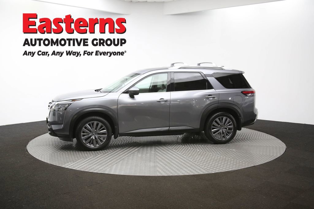 Used 2023 Nissan Pathfinder SL w/ SL Premium Package image 59