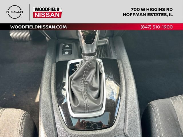 Used 2019 Nissan Rogue SV w/ Sun & Sound Touring Package AWD/4WD image 36