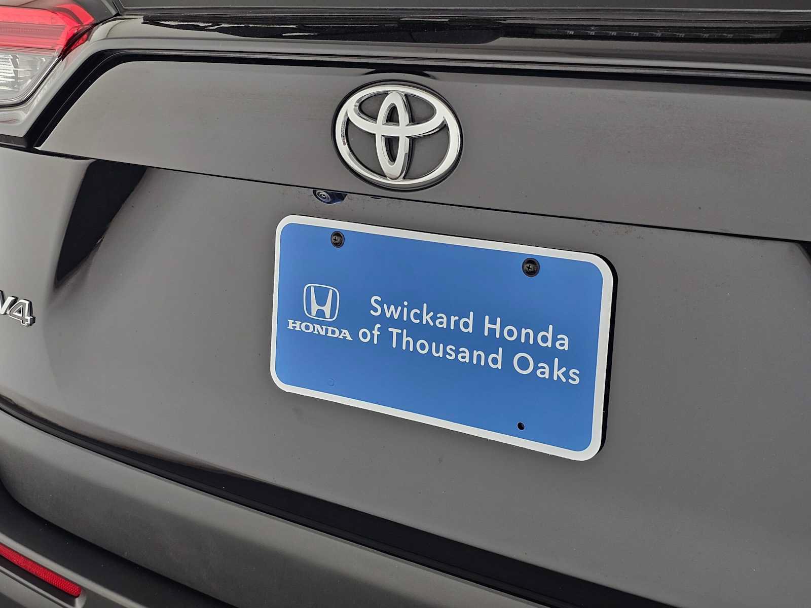 Used 2024 Toyota RAV4 XLE FWD image 13