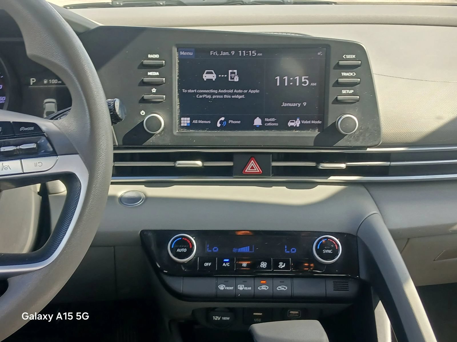 Used 2023 Hyundai Elantra SEL FWD image 45