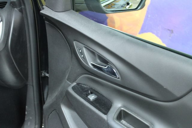 Used 2024 Chevrolet Equinox Premier FWD image 11