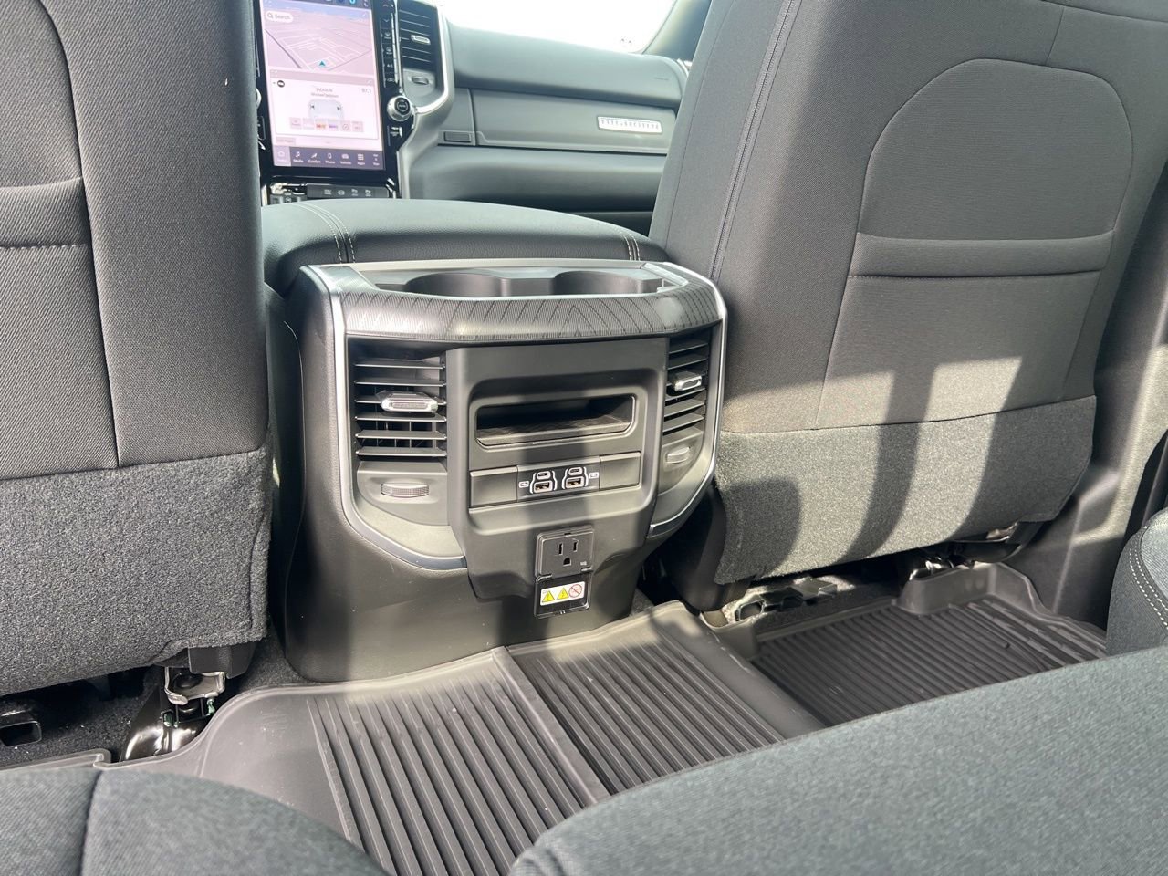 New 2026 RAM 3500 Big Horn AWD/4WD image 19