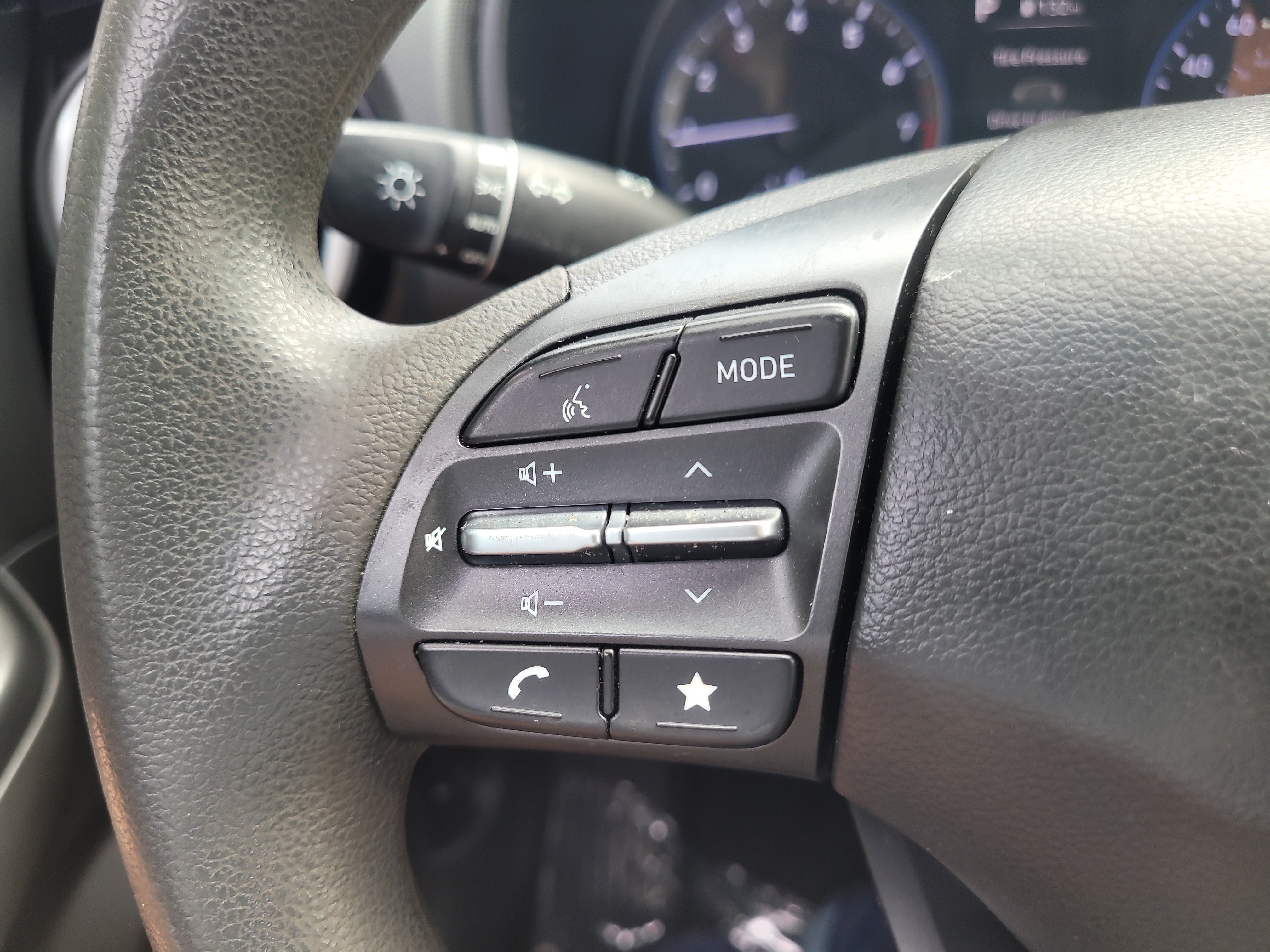 Used 2022 Hyundai Kona SE FWD image 27