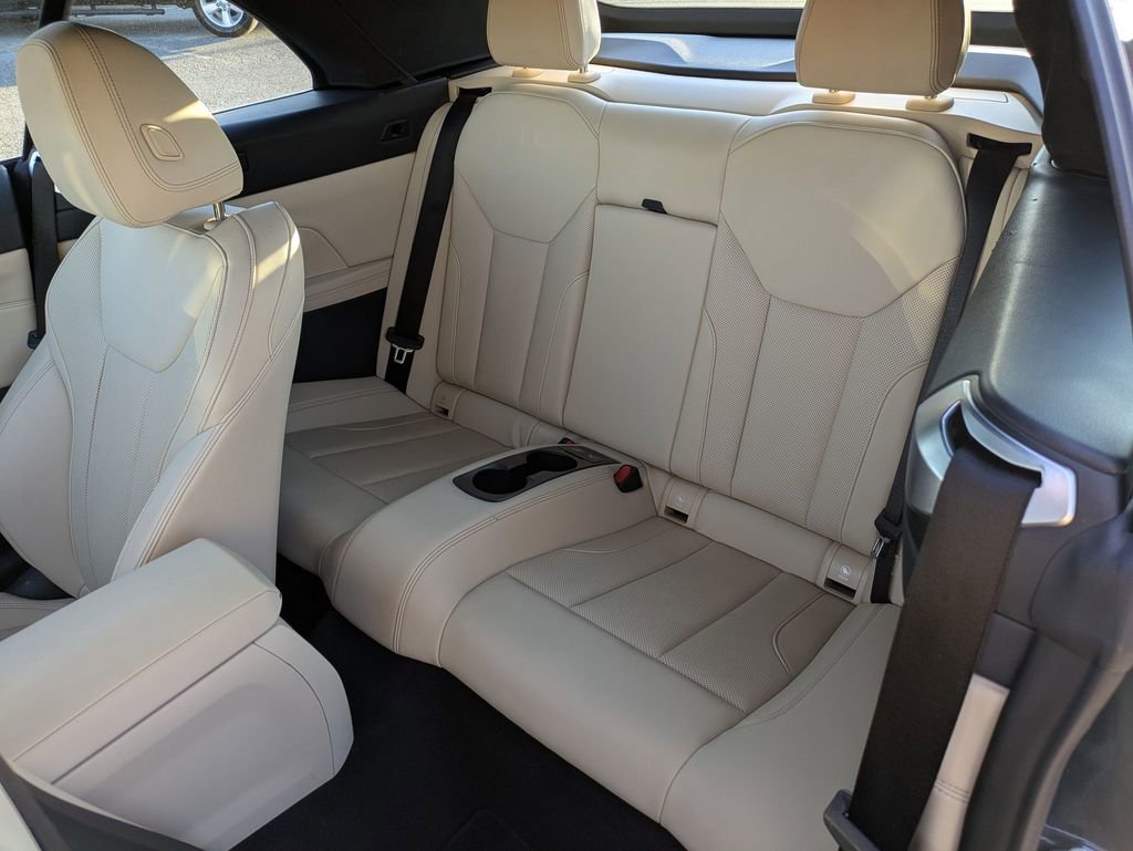Used 2024 BMW 430i Convertible image 22