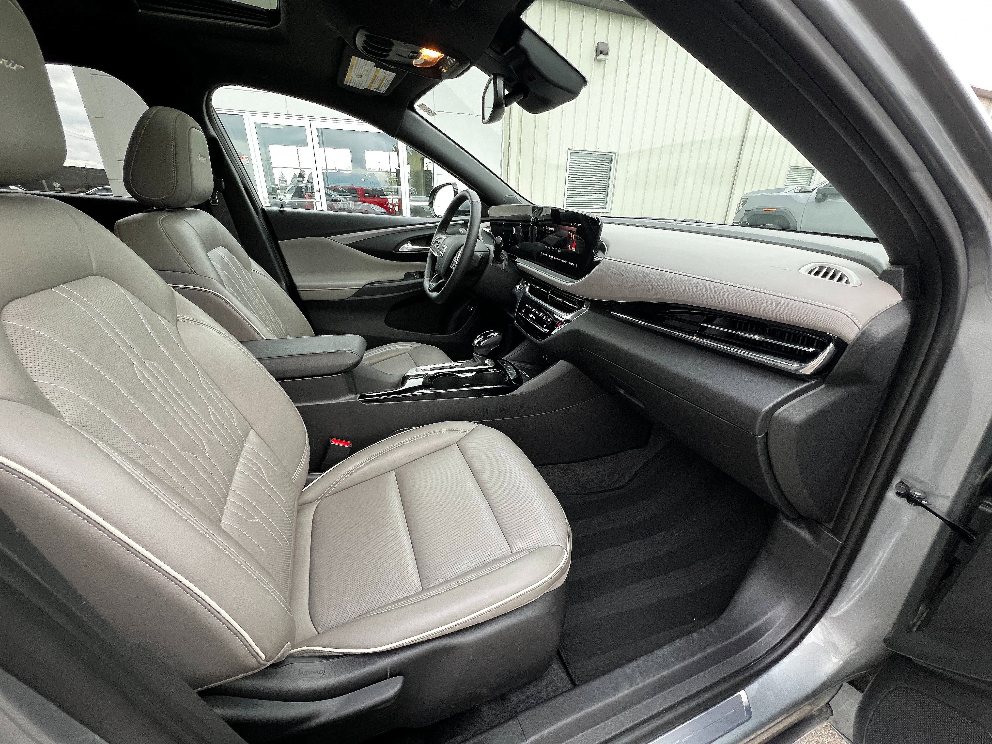 Used 2024 Buick Envista Avenir image 19