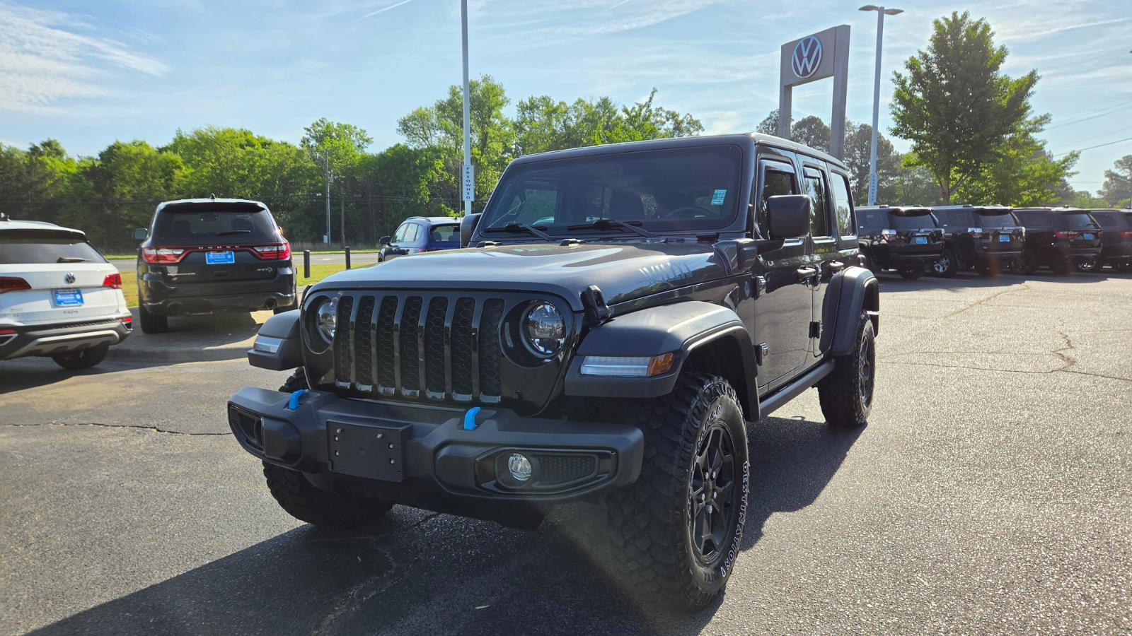 Used 2023 Jeep Wrangler Unlimited w/ Cold Weather Group image 8