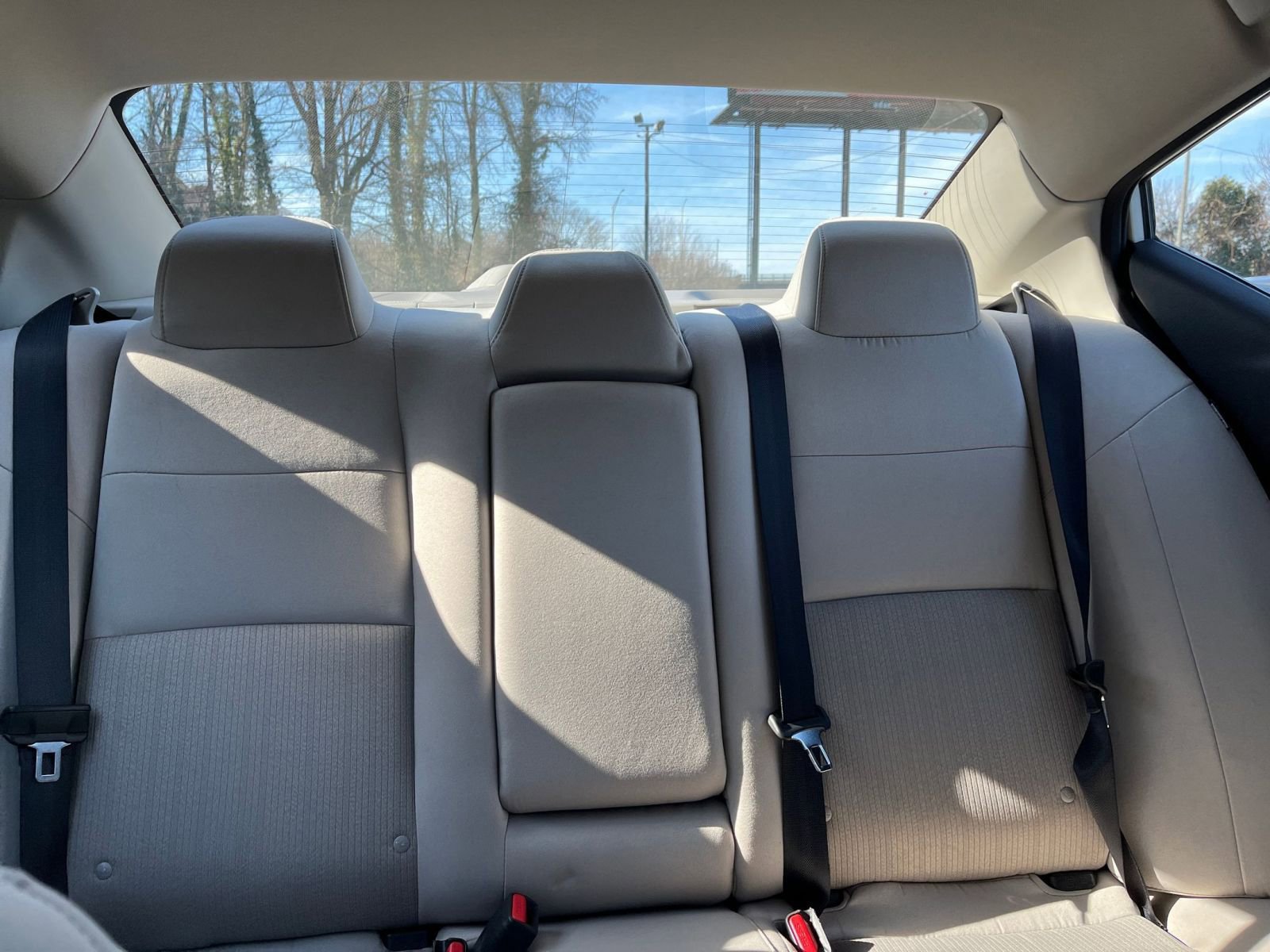 Used 2025 Nissan Altima 2.5 SV image 37